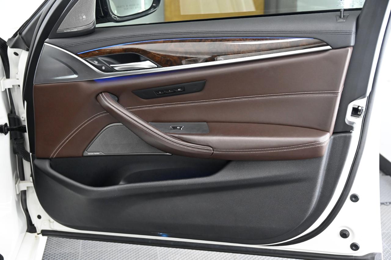 BMW 5-Series M550i xDrive 2018