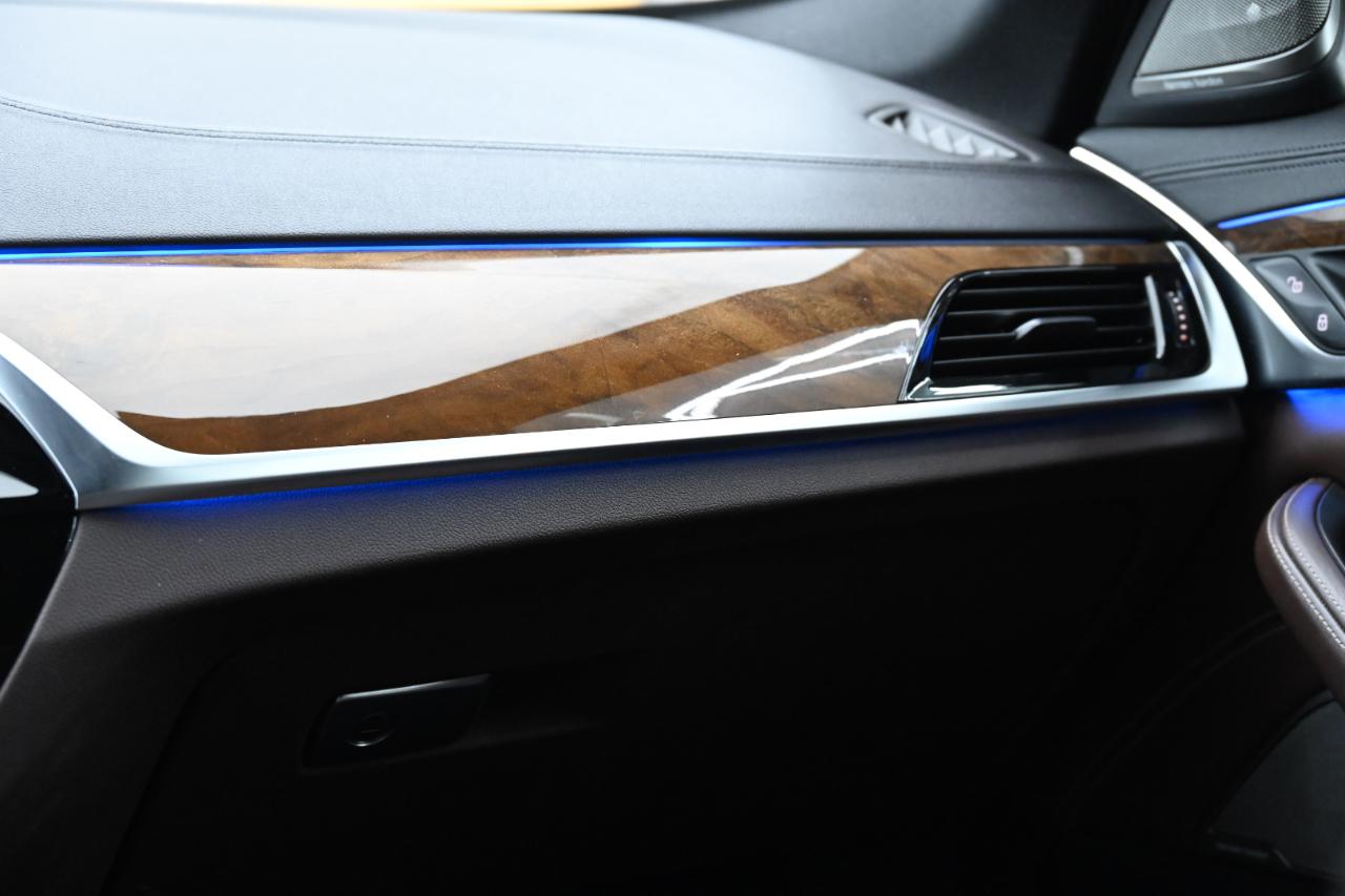 BMW 5-Series M550i xDrive 2018