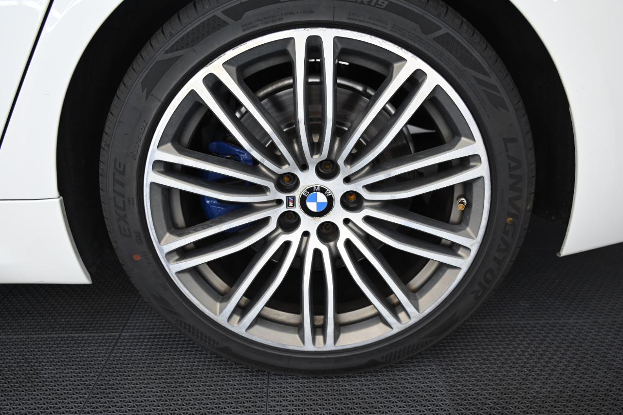BMW 5-Series M550i xDrive 2018