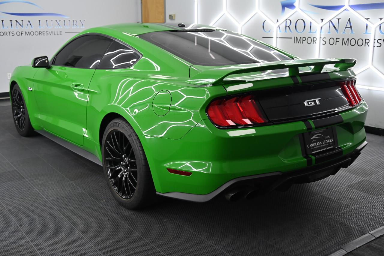 Ford Mustang GT Premium Coupe 2019