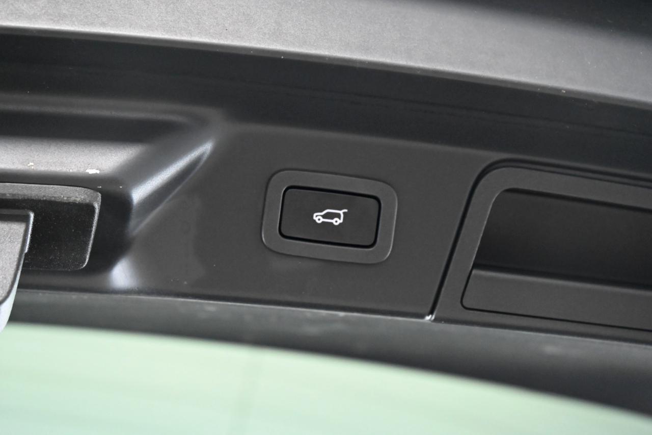 Land Rover Range Rover Velar R-Dynamic S 2021