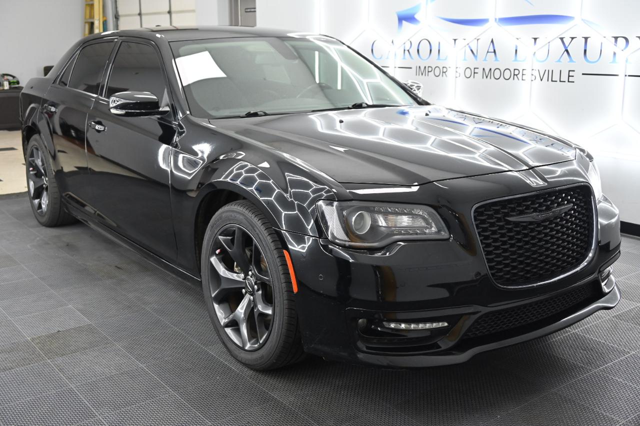 Chrysler 300 Touring 2021