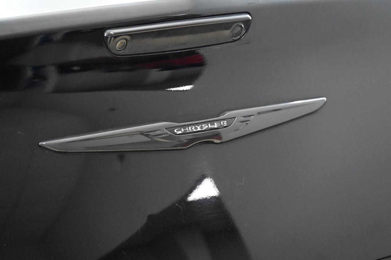 Chrysler 300 Touring 2021