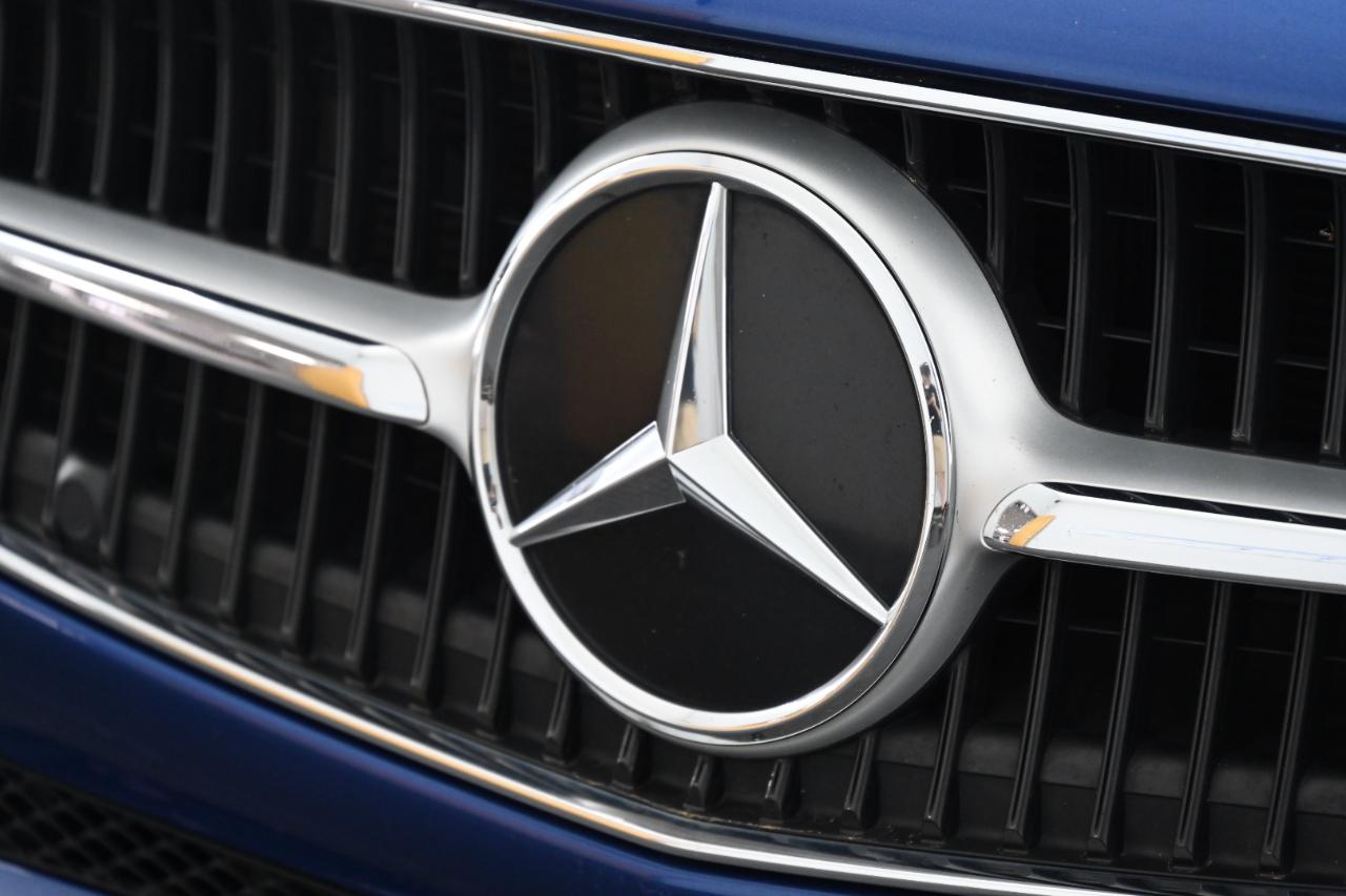 Mercedes-Benz C-Class C300 Sedan 2022