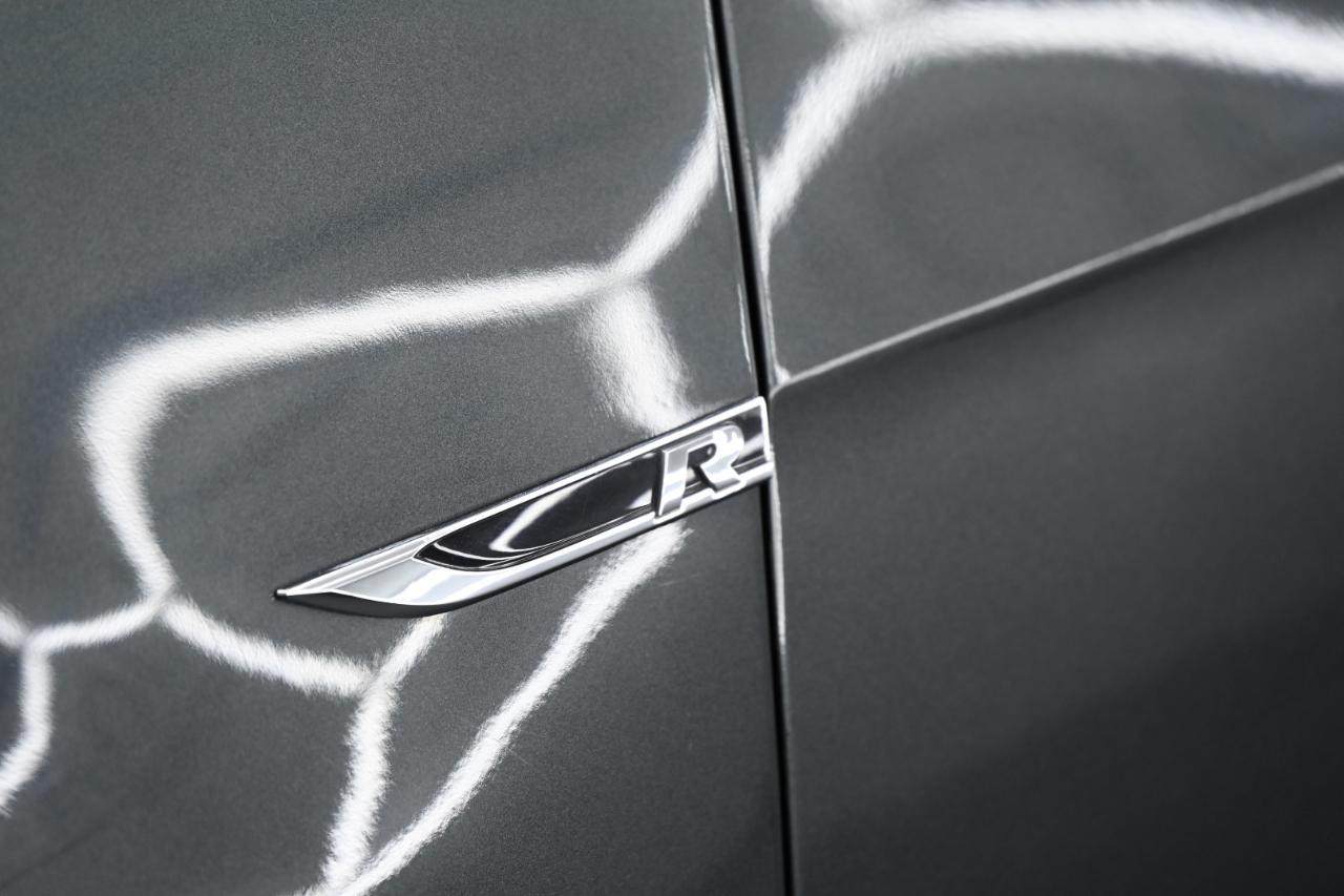 Volkswagen Golf R  2019