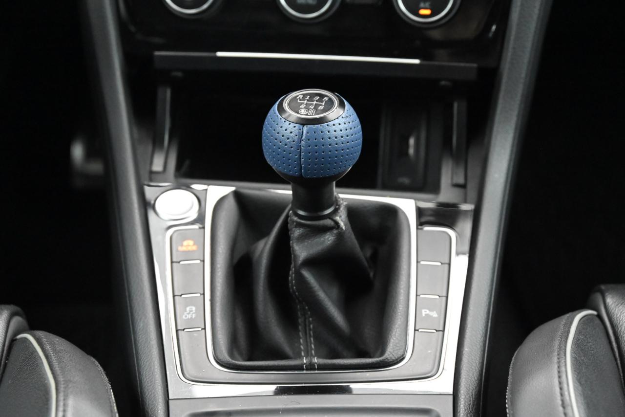 Volkswagen Golf R  2019