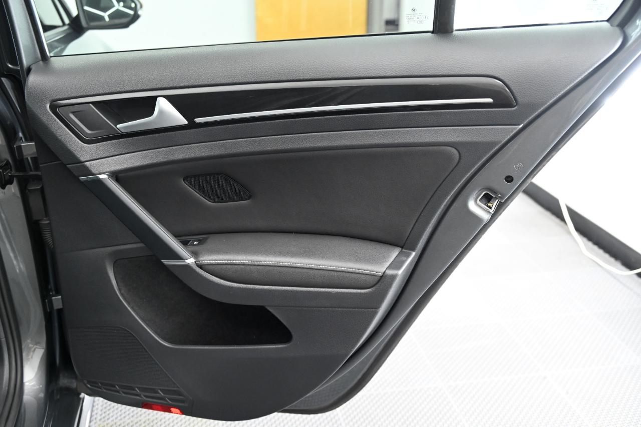 Volkswagen Golf R  2019