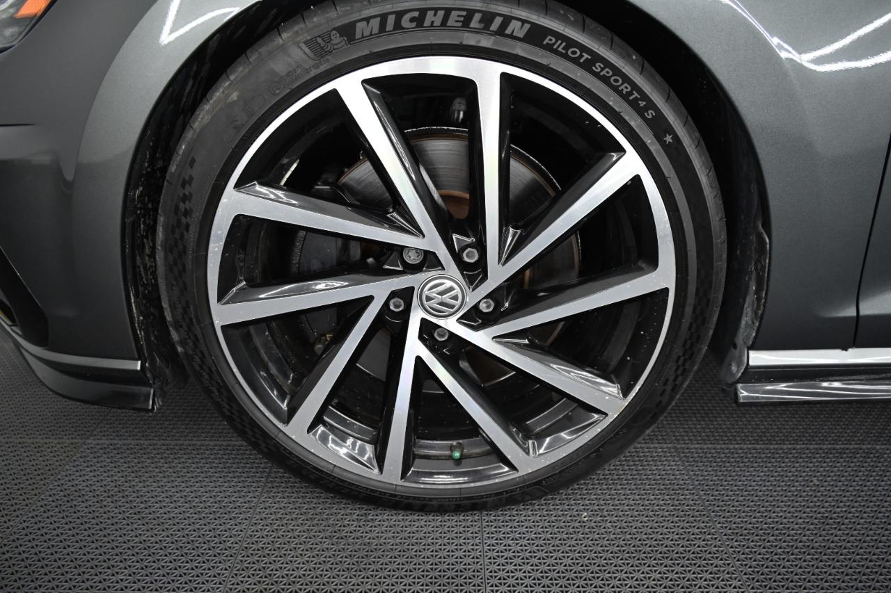 Volkswagen Golf R  2019