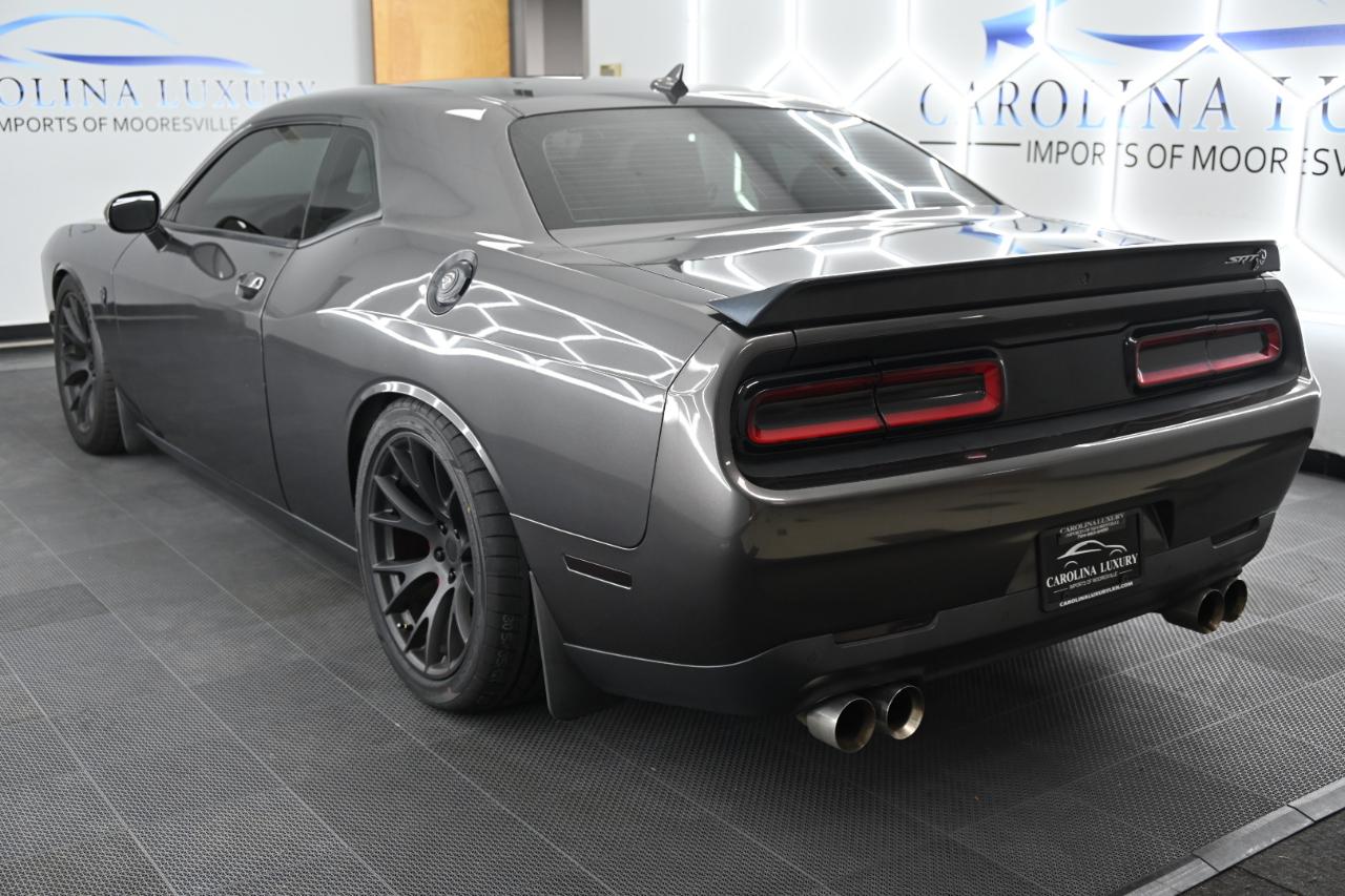 Dodge Challenger SRT Hellcat 2015