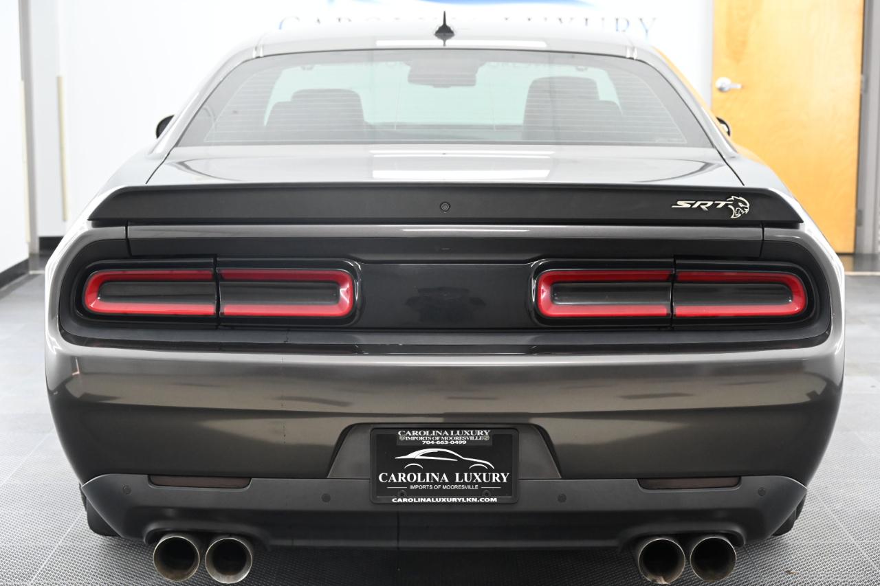 Dodge Challenger SRT Hellcat 2015
