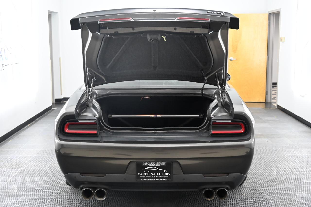Dodge Challenger SRT Hellcat 2015
