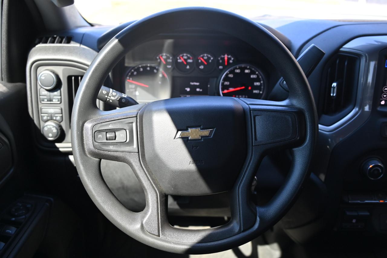 Chevrolet Silverado 1500 Custom Crew Cab Short Box 4WD 2021