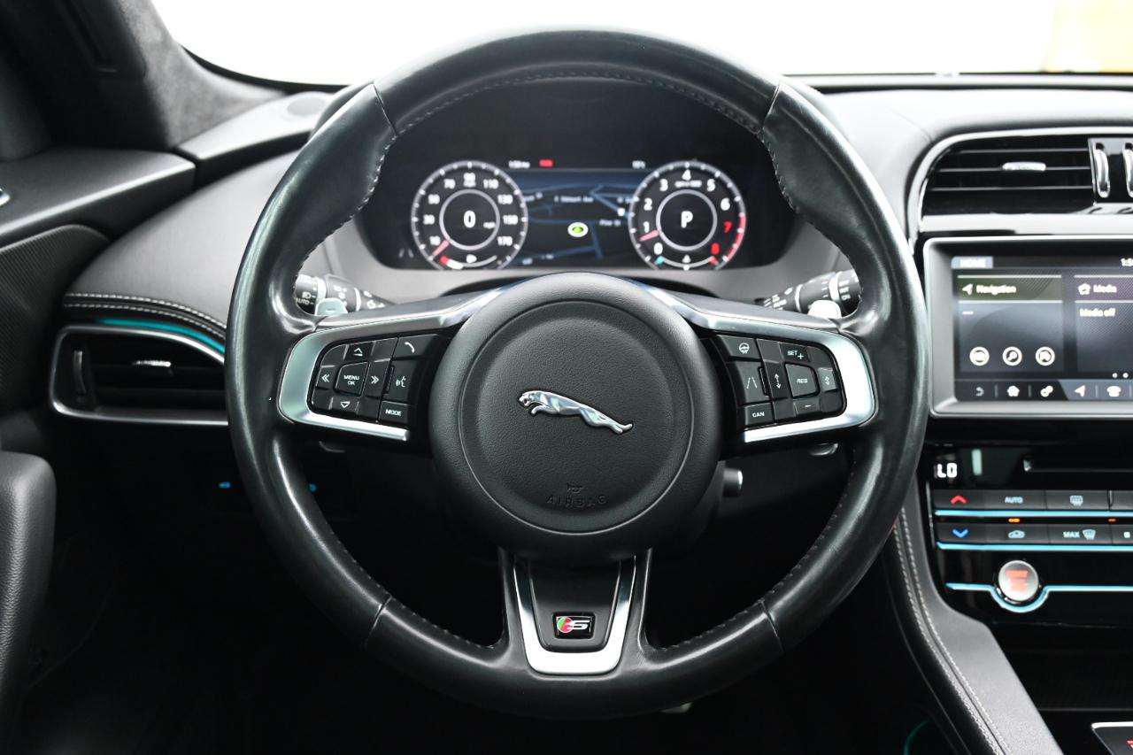 Jaguar F-Pace S 2020