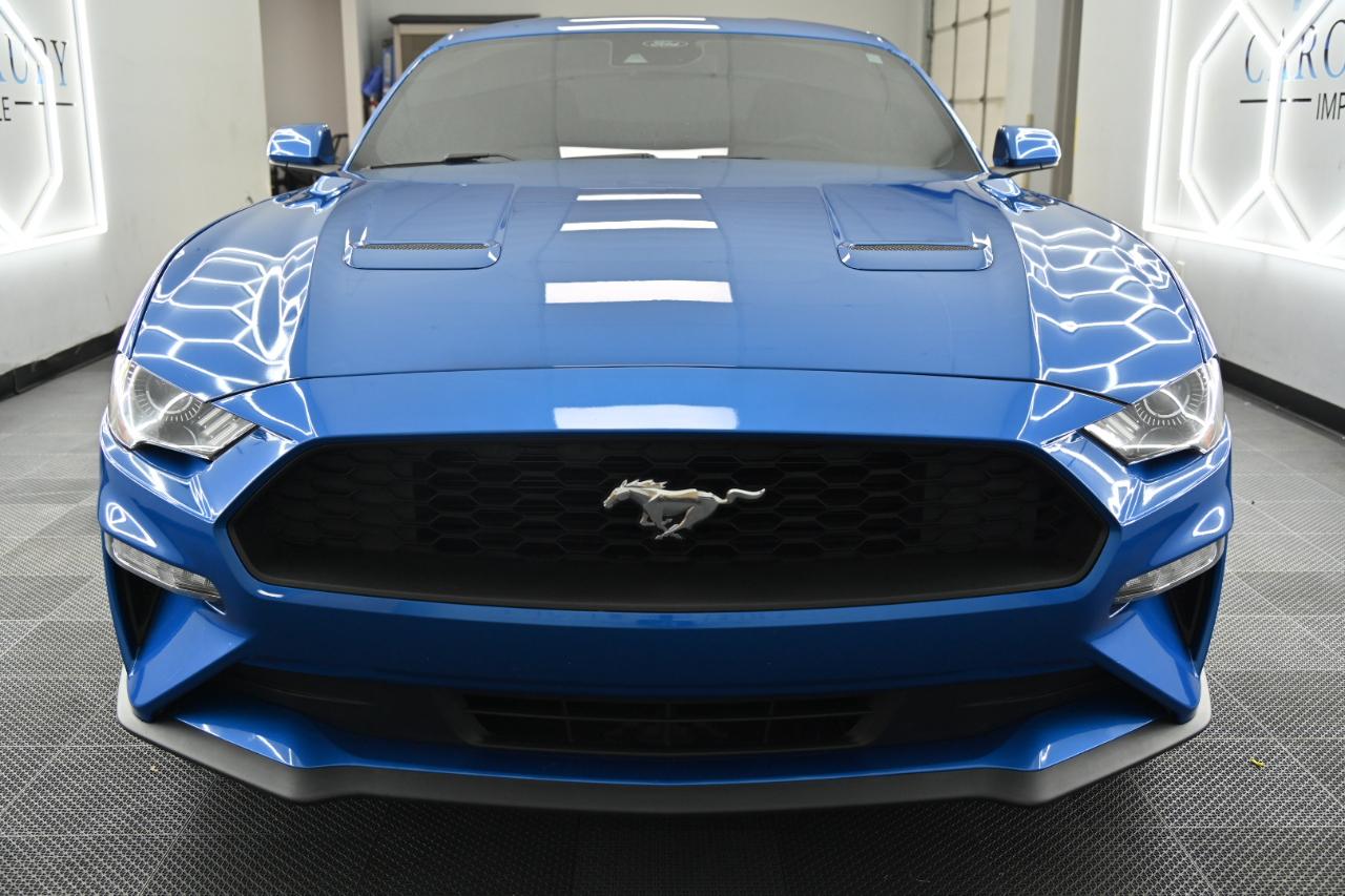 Ford Mustang EcoBoost Coupe 2021