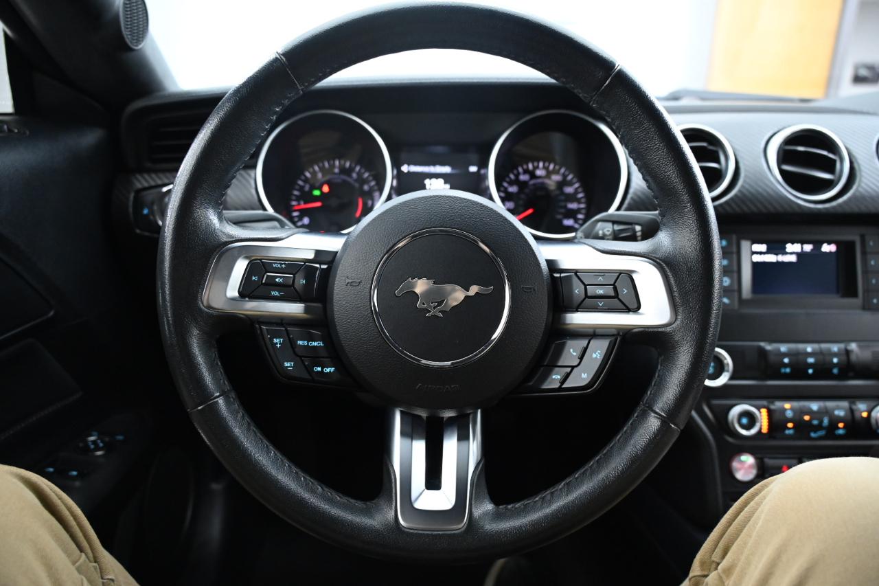 Ford Mustang EcoBoost Coupe 2021