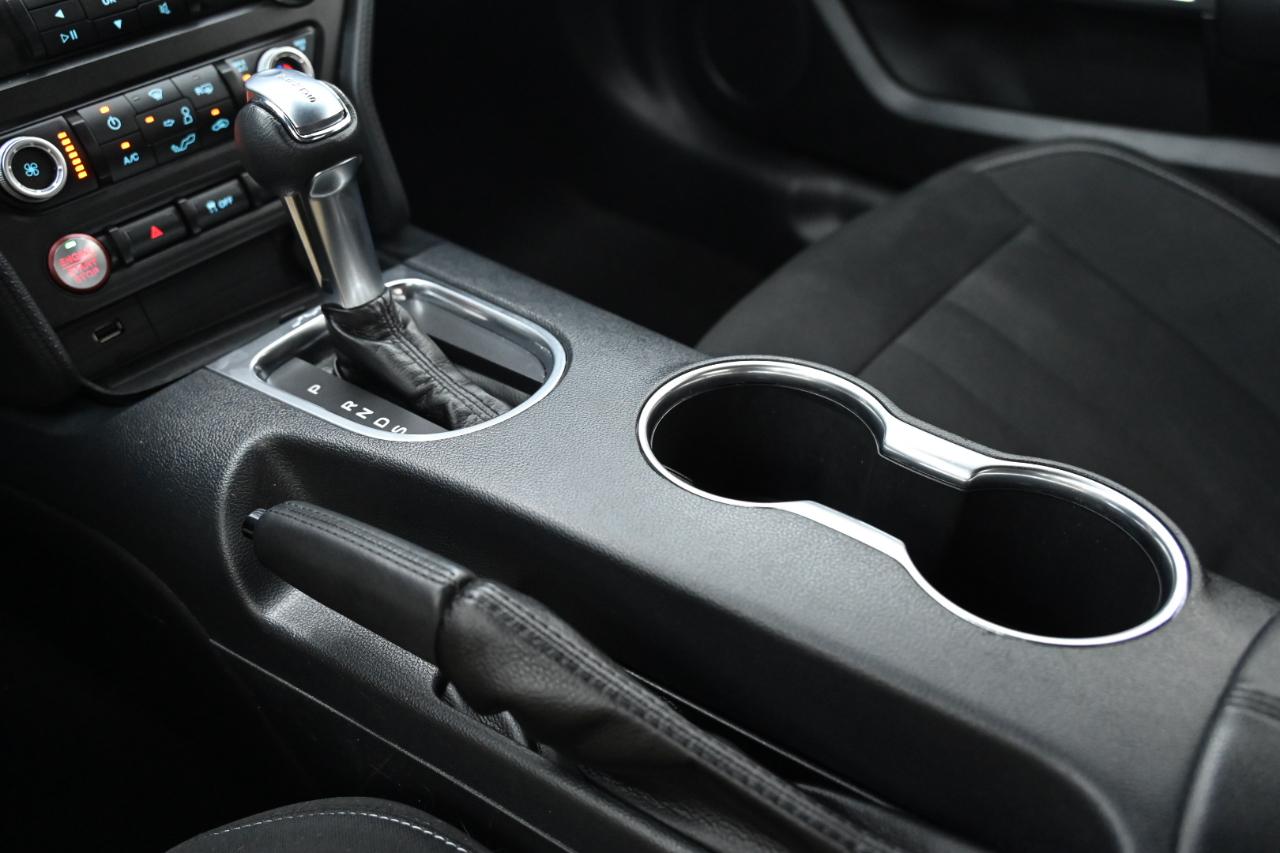 Ford Mustang EcoBoost Coupe 2021