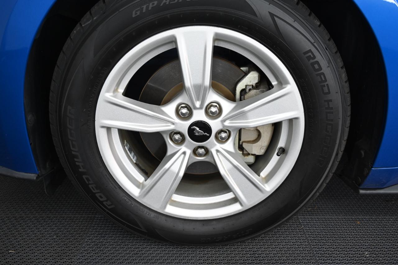 Ford Mustang EcoBoost Coupe 2021