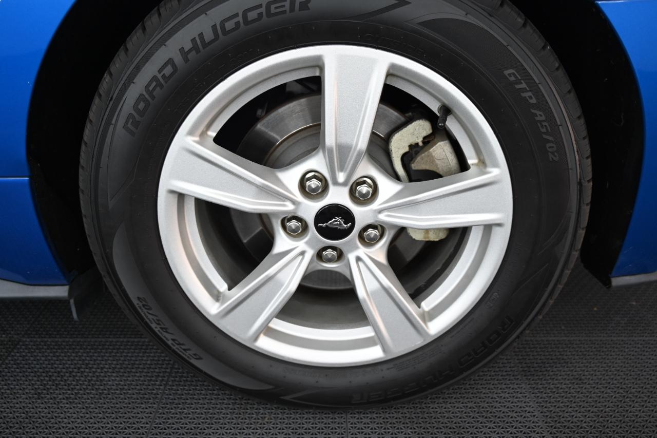 Ford Mustang EcoBoost Coupe 2021