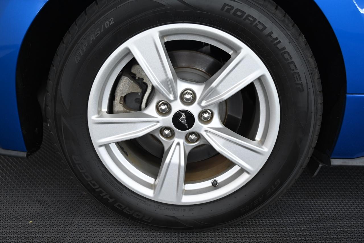 Ford Mustang EcoBoost Coupe 2021