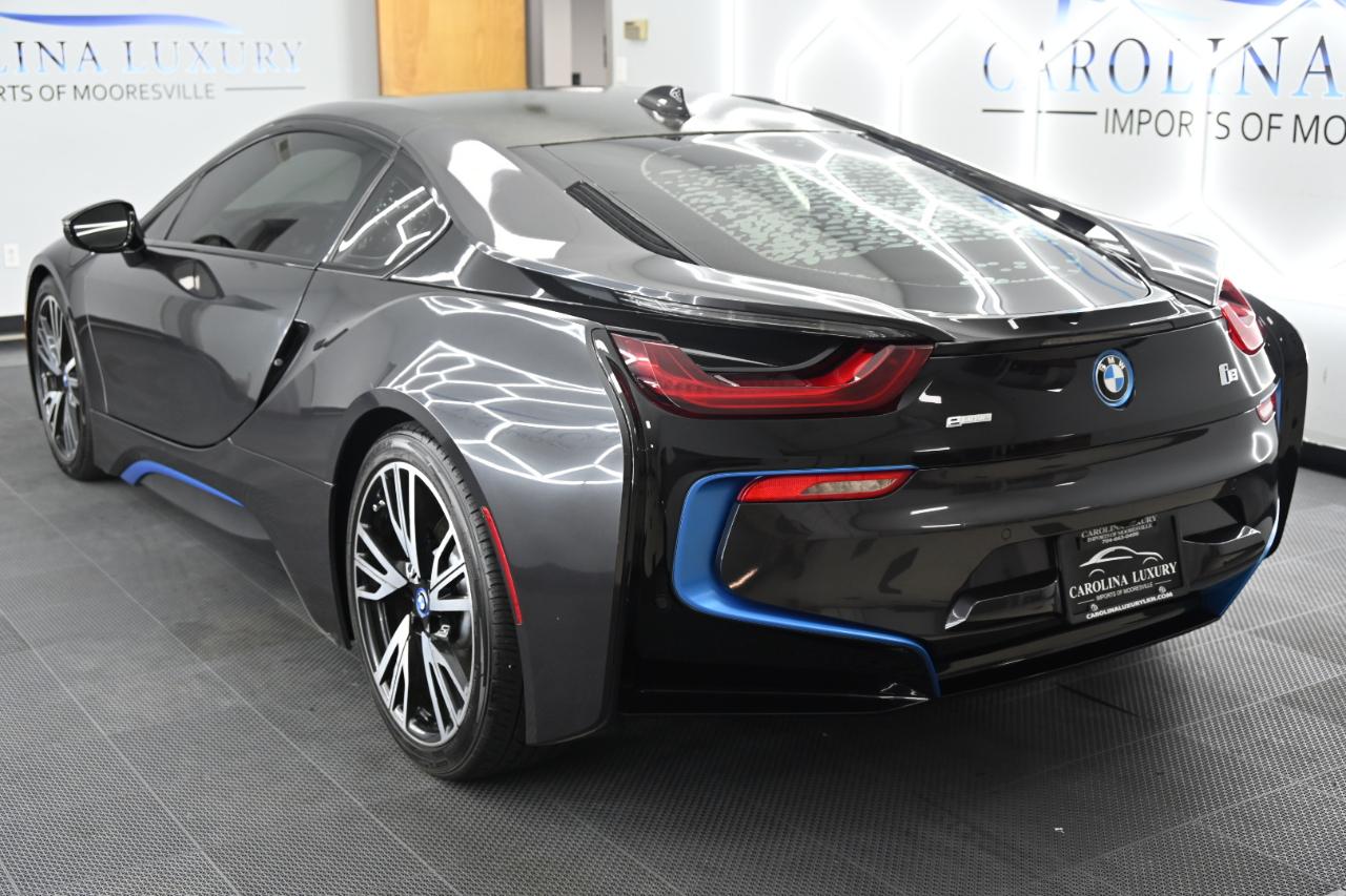 BMW i8 Base 2016