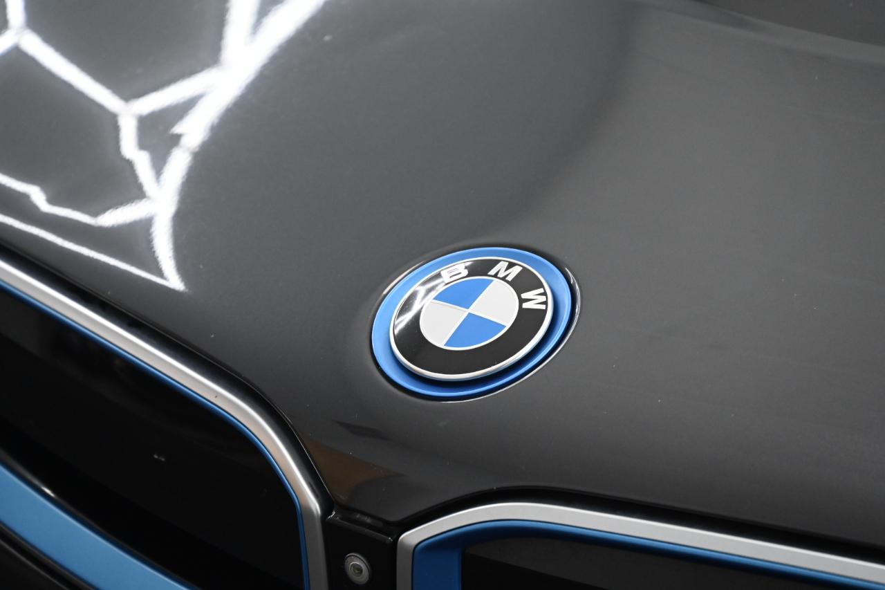 BMW i8 Base 2016