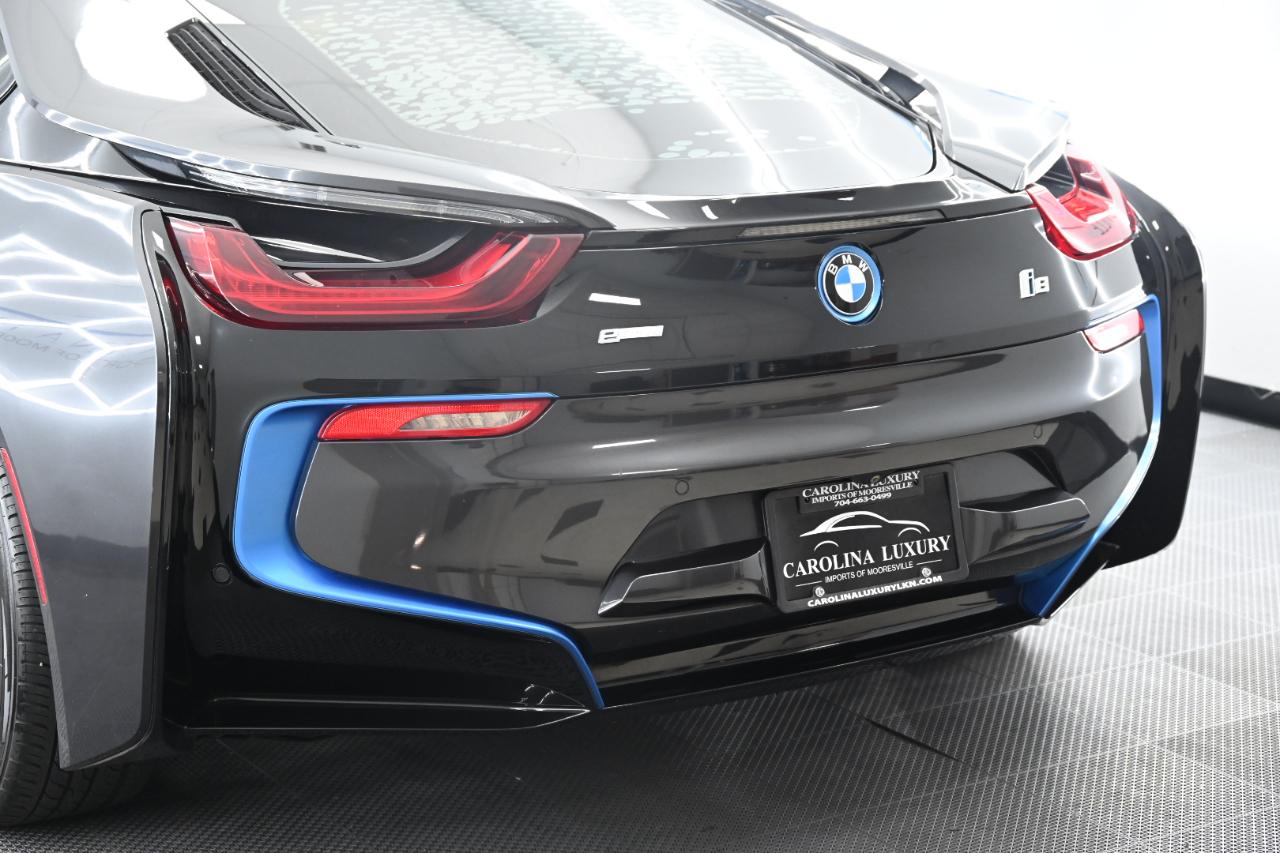 BMW i8 Base 2016
