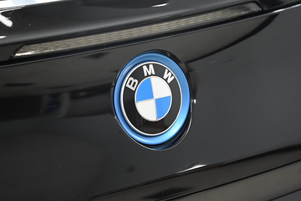 BMW i8 Base 2016