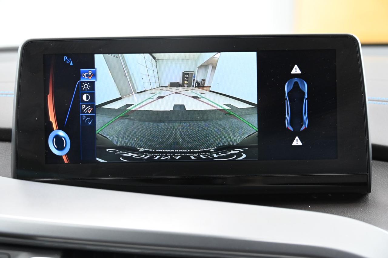 BMW i8 Base 2016