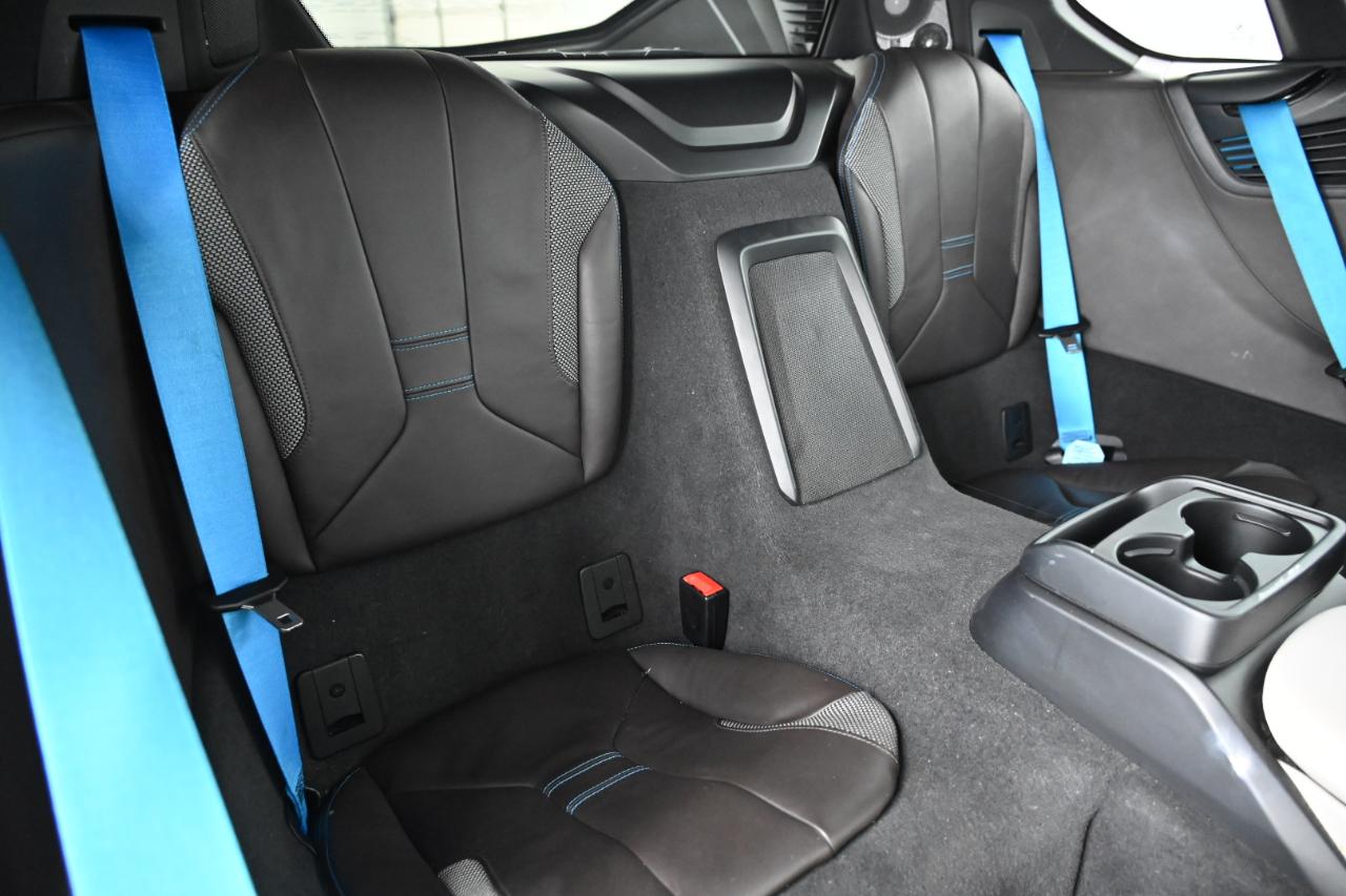 BMW i8 Base 2016