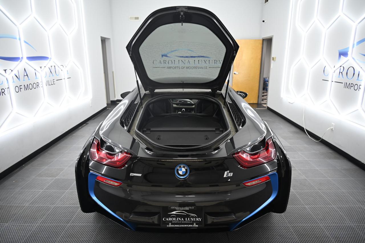 BMW i8 Base 2016