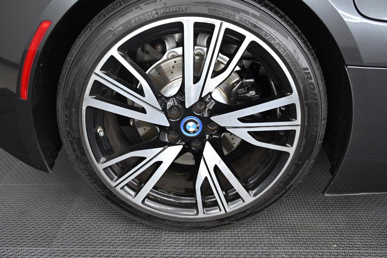 BMW i8 Base 2016