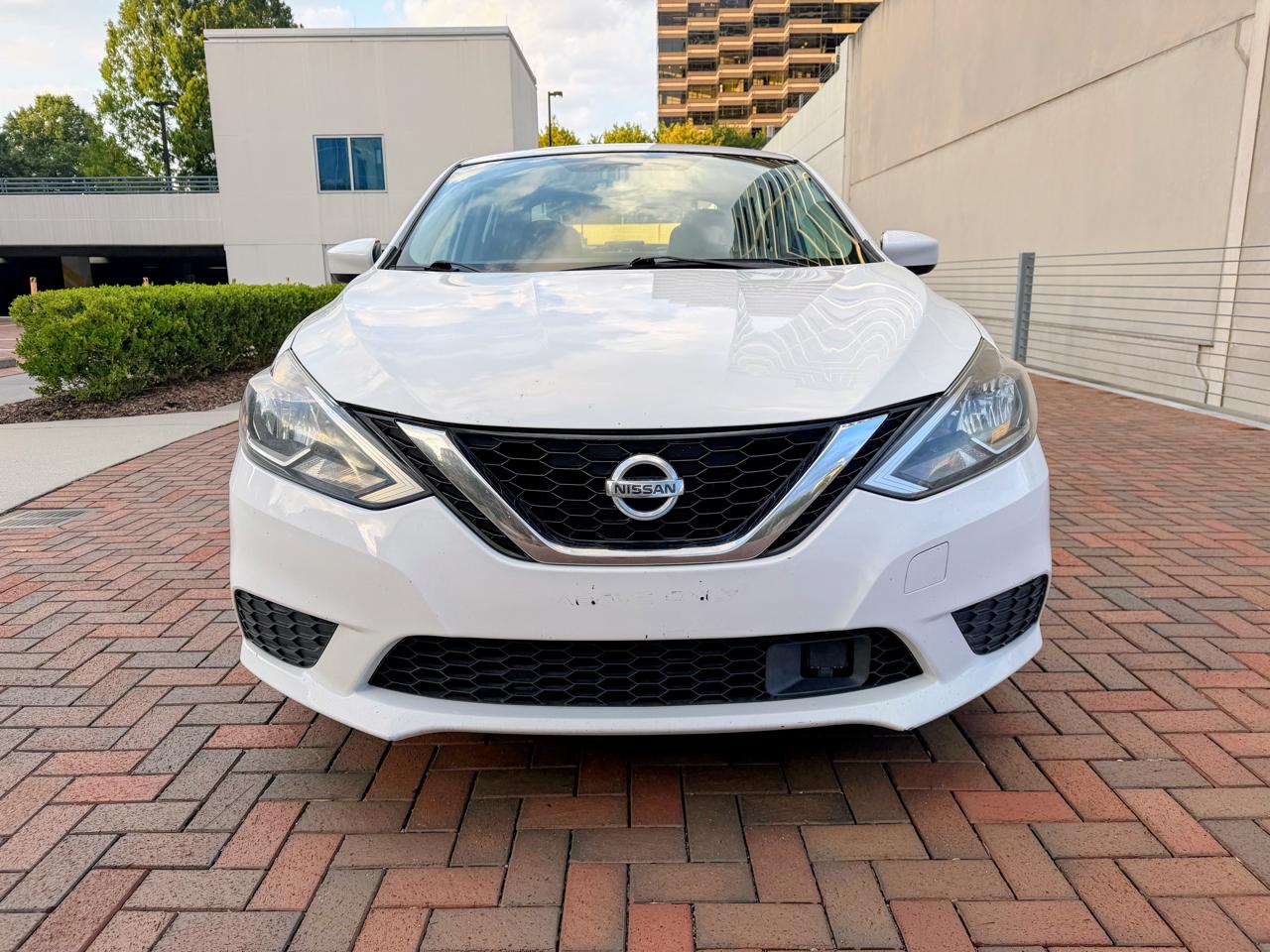 2018 Nissan Sentra S - Photo 9