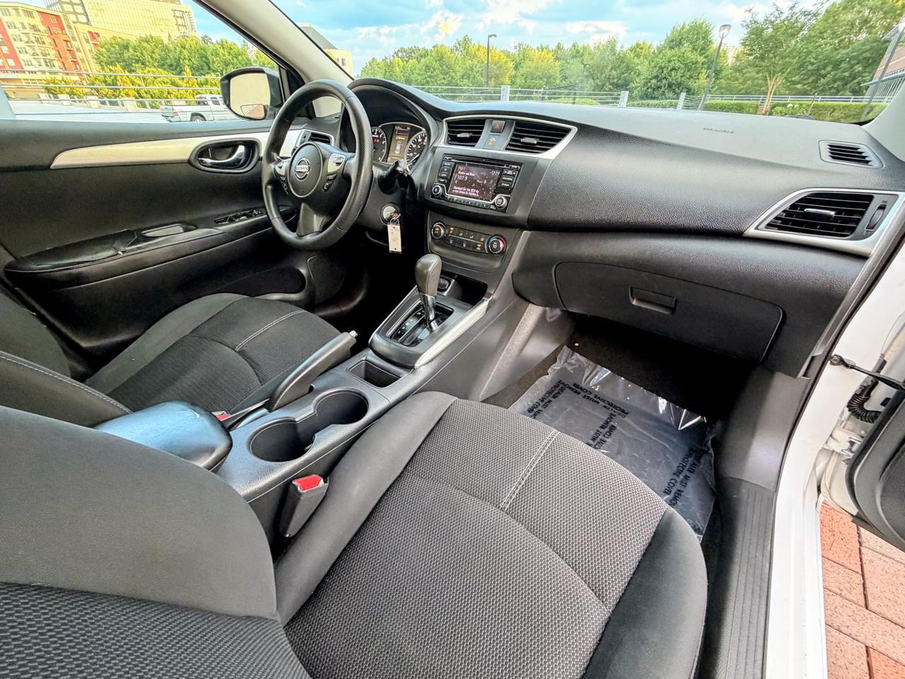 2018 Nissan Sentra S - Photo 18