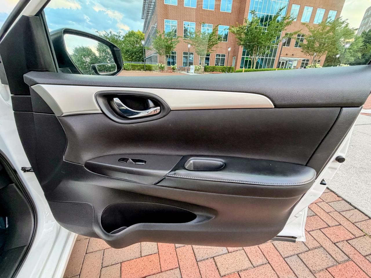 2018 Nissan Sentra S - Photo 24