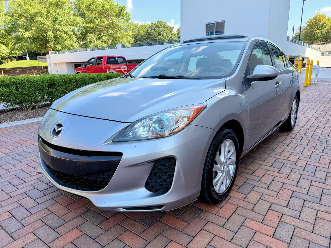 2012 Mazda MAZDA3 i Touring 4-door