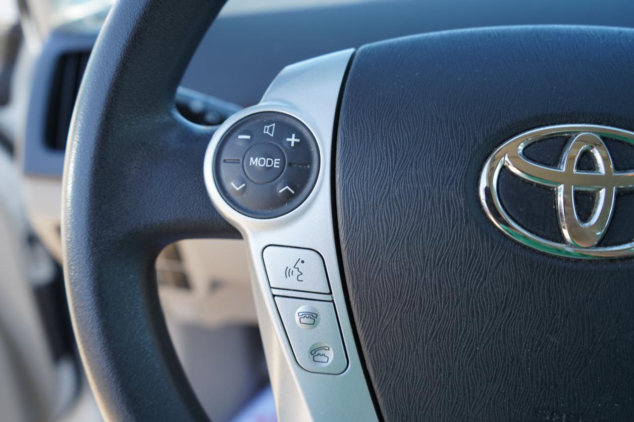 Toyota Prius Prius V 2010