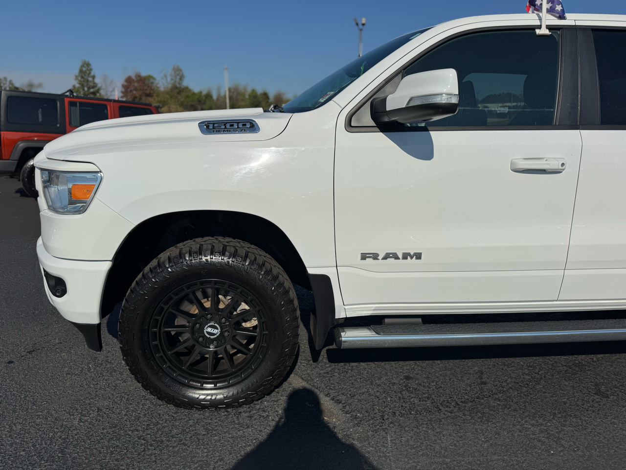 RAM 1500 Big Horn Crew Cab SWB 4WD 2020 RAM 1500 Big Horn Crew Cab SWB 4WD 2020
