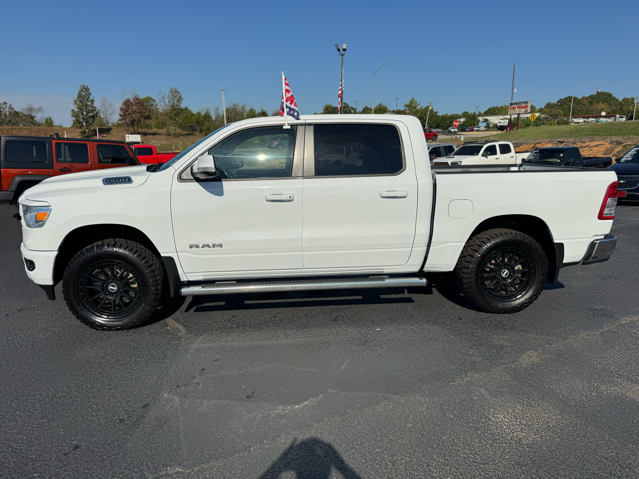 RAM 1500 Big Horn Crew Cab SWB 4WD 2020 RAM 1500 Big Horn Crew Cab SWB 4WD 2020