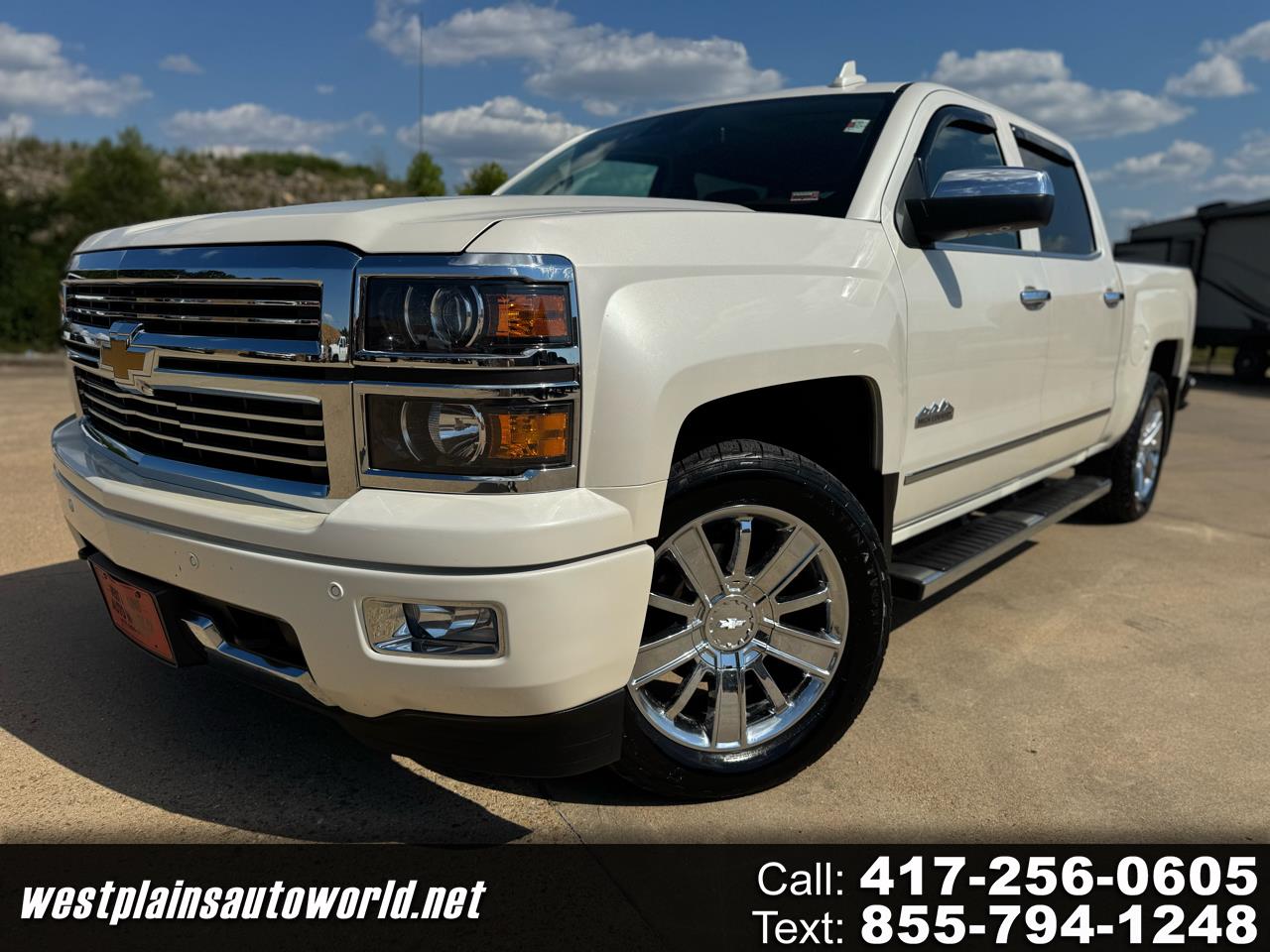 2015 Chevrolet Silverado 1500 4WD Crew Cab 143.5" High Country