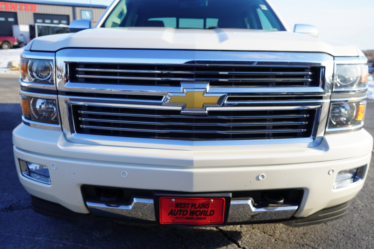 Chevrolet Silverado 1500 4WD Crew Cab 143.5" High Country 2015
