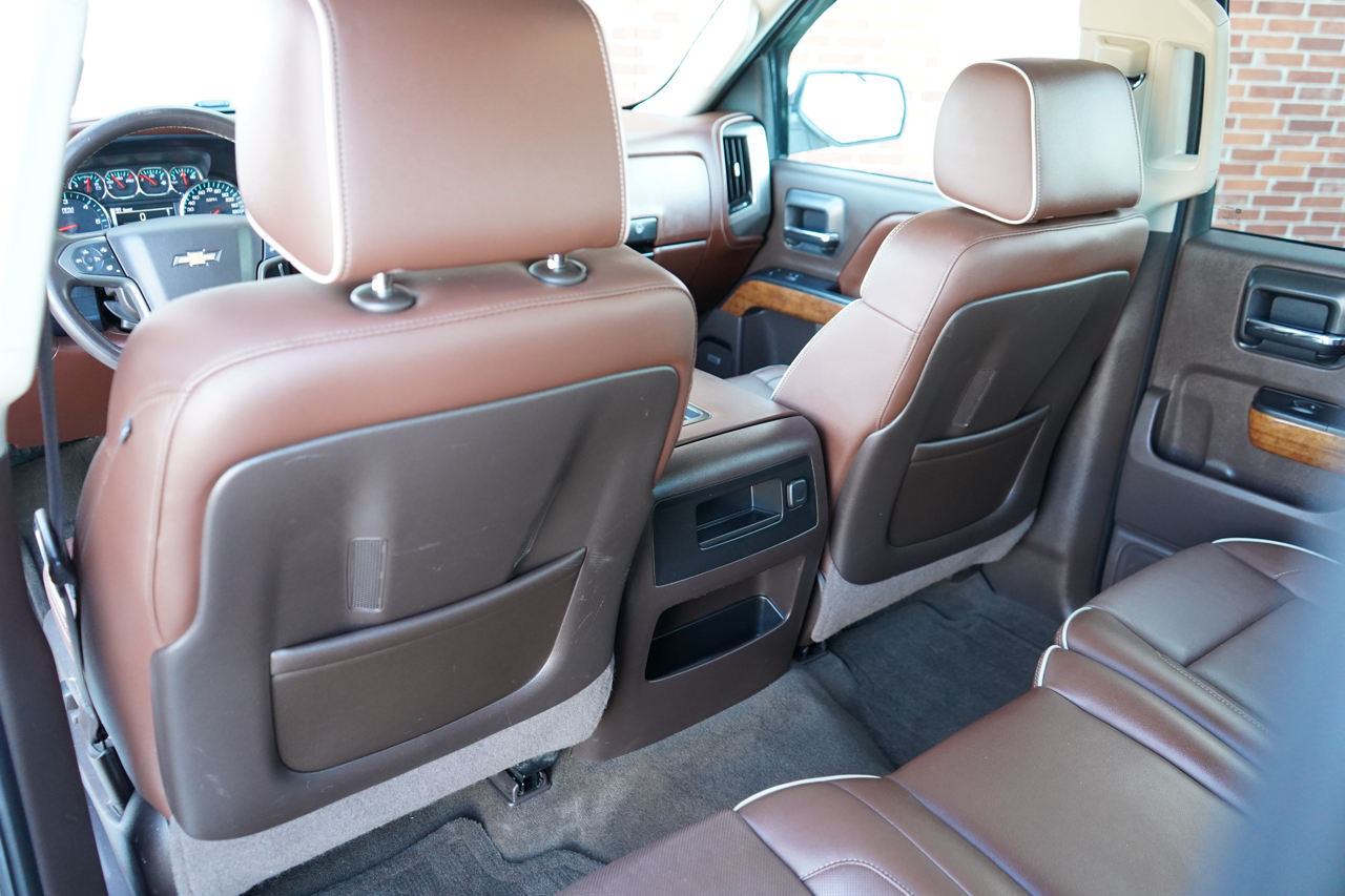 Chevrolet Silverado 1500 4WD Crew Cab 143.5" High Country 2015