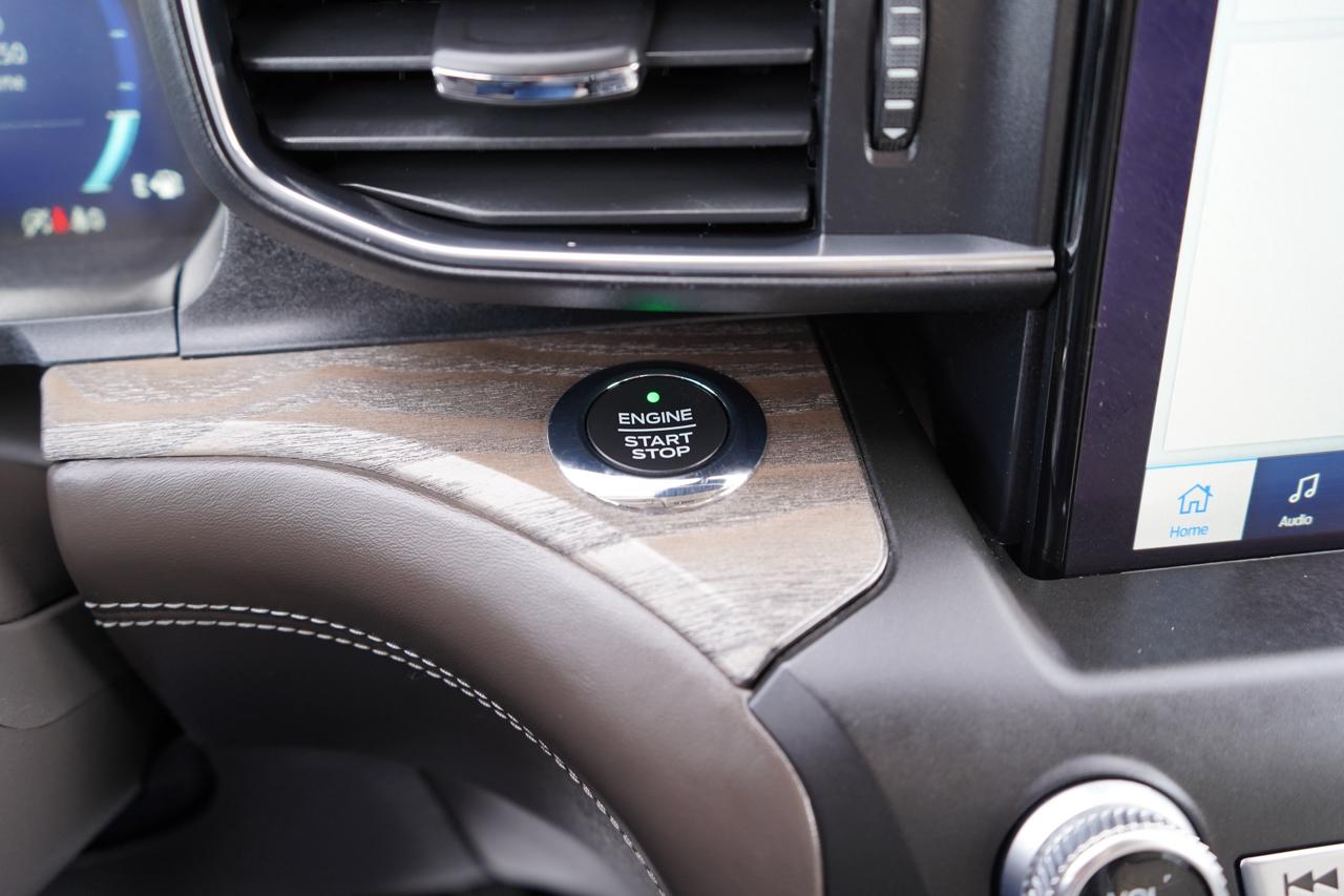 Ford Explorer Platinum 4WD 2020