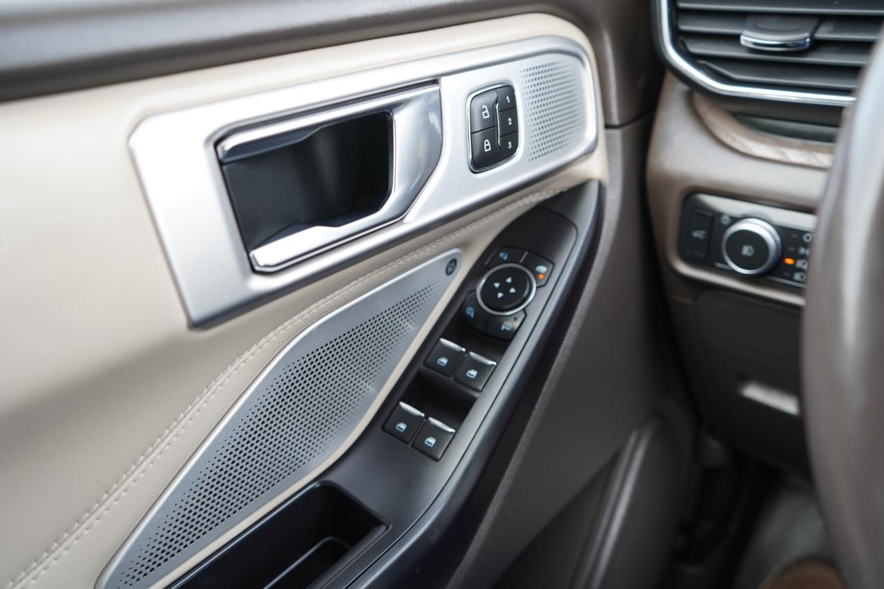 Ford Explorer Platinum 4WD 2020