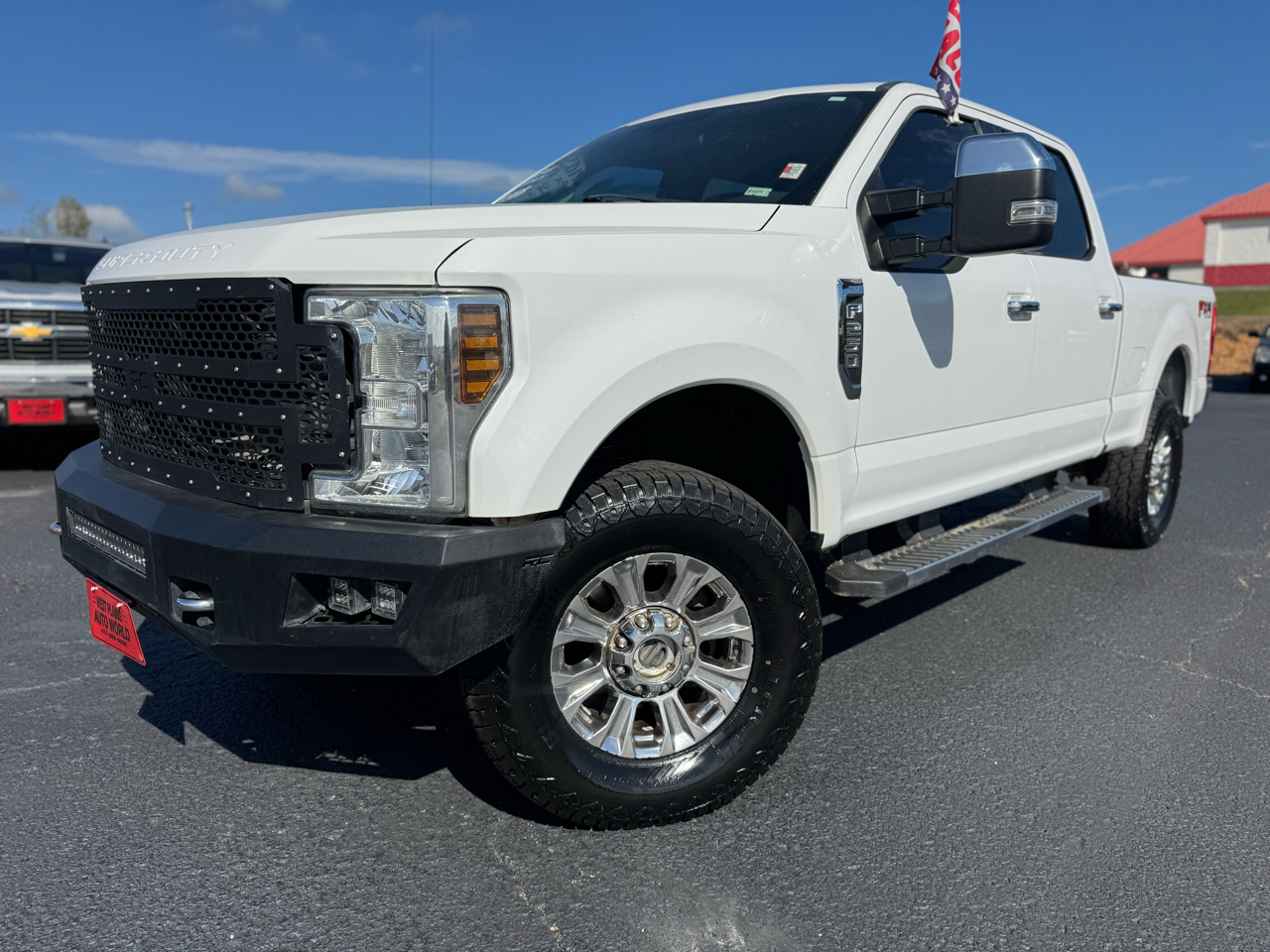 2019 Ford F-250 SD XLT 4WD Crew Cab 8' Box