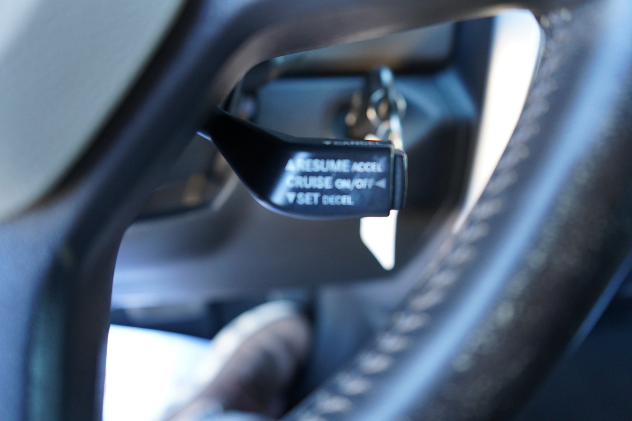 Dodge 2500 Big Horn 4x4 Mega Cab 6'4" Box 2010