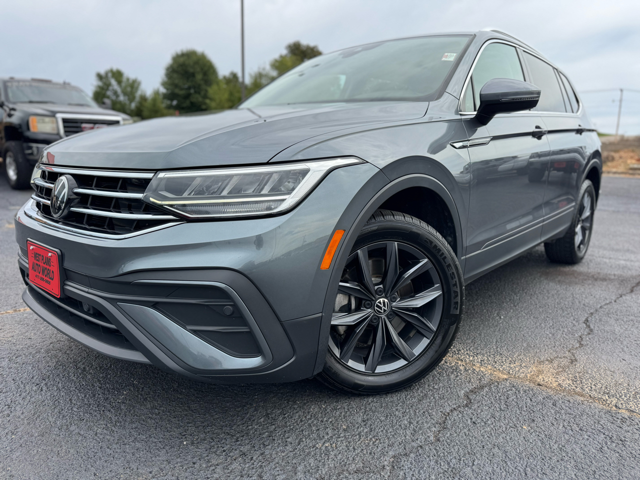 2023 Volkswagen Tiguan SE