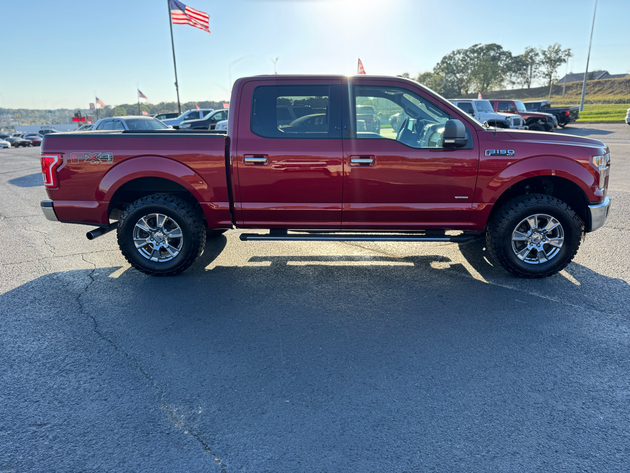 Ford F-150 XLT SuperCrew 5.5-ft. Bed 4WD 2015 Ford F-150 XLT SuperCrew 5.5-ft. Bed 4WD 2015