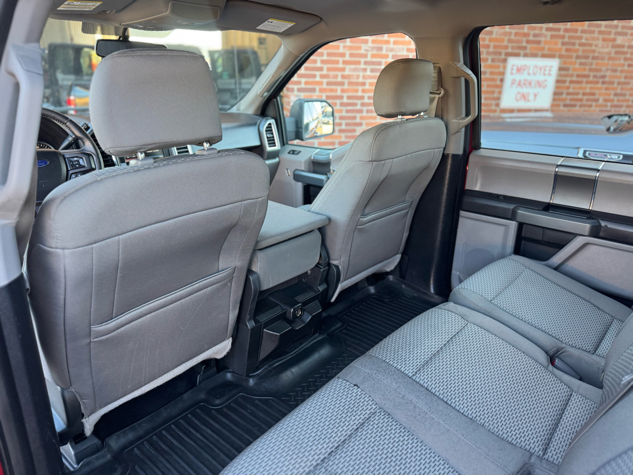 Ford F-150 XLT SuperCrew 5.5-ft. Bed 4WD 2015 Ford F-150 XLT SuperCrew 5.5-ft. Bed 4WD 2015