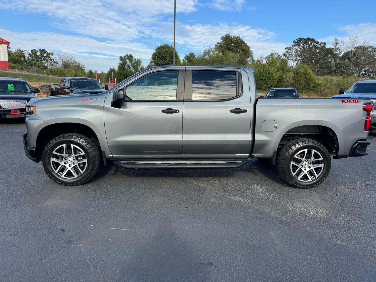 Chevrolet Silverado 1500 LT Trail Boss Crew Cab 4WD 2019 Chevrolet Silverado 1500 LT Trail Boss Crew Cab 4WD 2019
