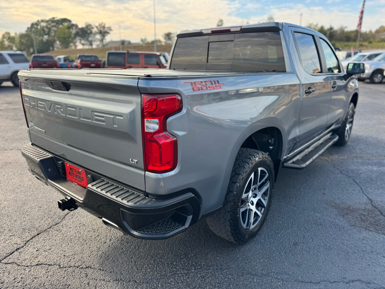 Chevrolet Silverado 1500 LT Trail Boss Crew Cab 4WD 2019 Chevrolet Silverado 1500 LT Trail Boss Crew Cab 4WD 2019